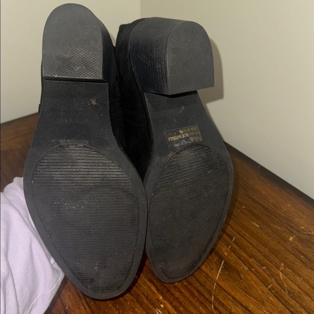 Charlotte Russe Suede Black Ankle Booties - Picture 3 of 3